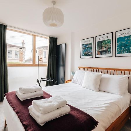Redland Stay In Bespoke Home 2 Of 2 บริสตอล ภายนอก รูปภาพ