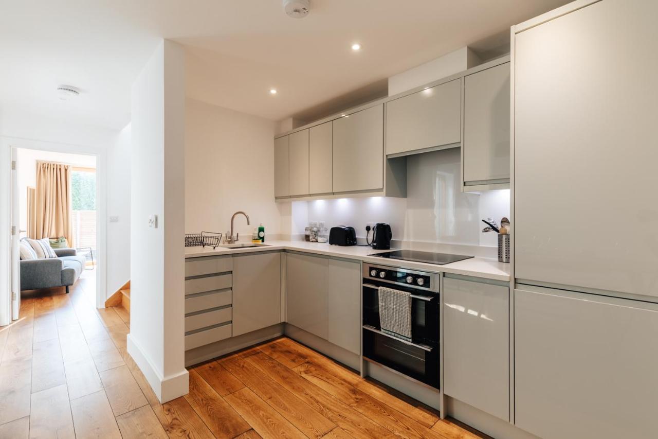 Redland Stay In Bespoke Home 2 Of 2 บริสตอล ภายนอก รูปภาพ